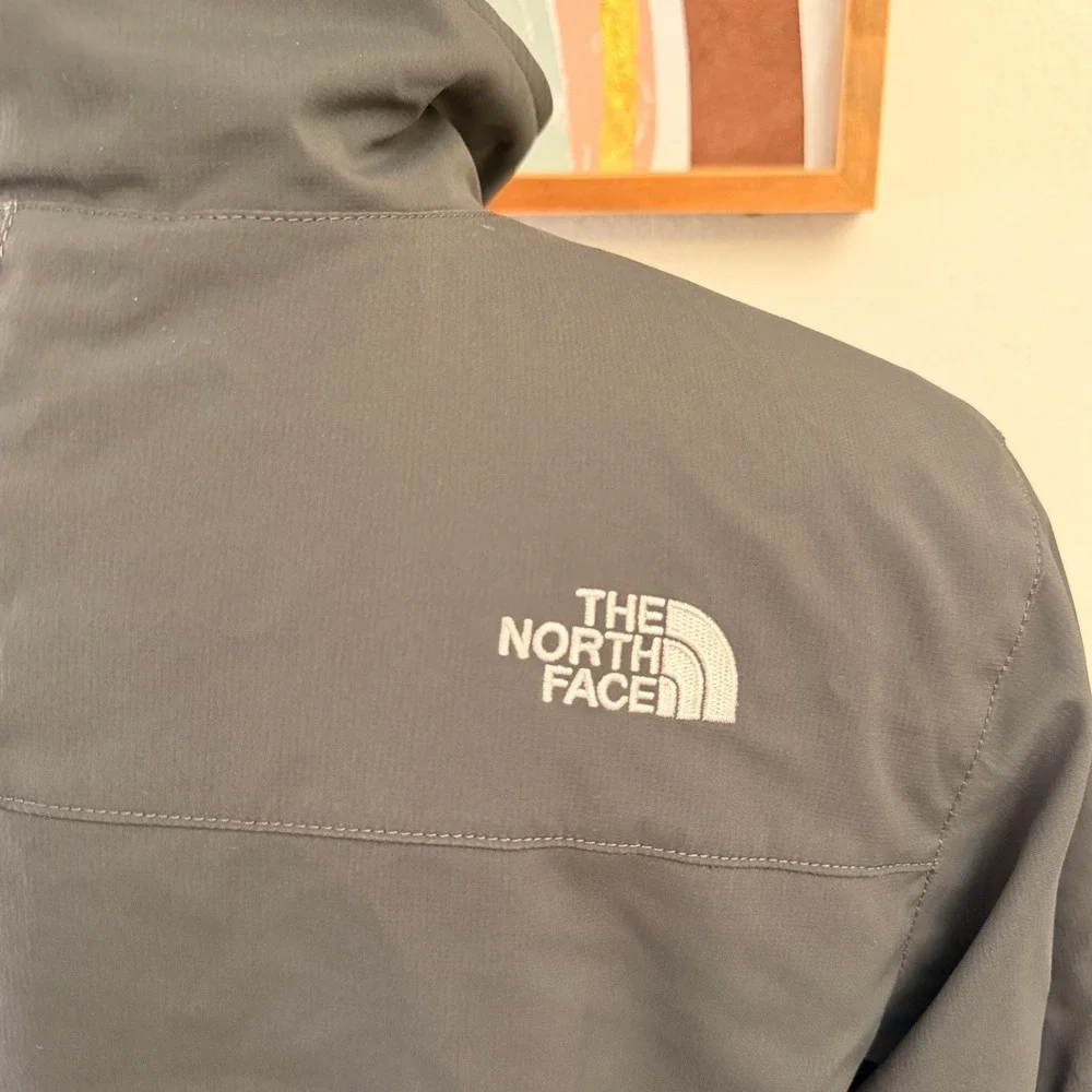 The North Face Apex Bionic Jacket Mens XL Gray Softshell Polartec Fleece Lined